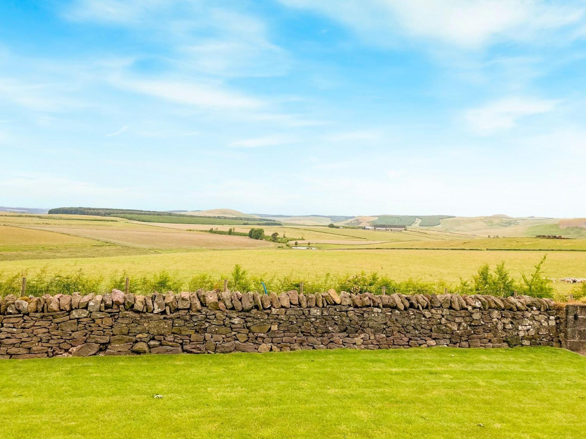 Oxnam South Riccalton Farm Cottage מראה חיצוני תמונה